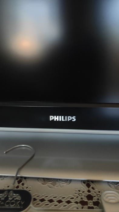 Телевизор  PHILIPS