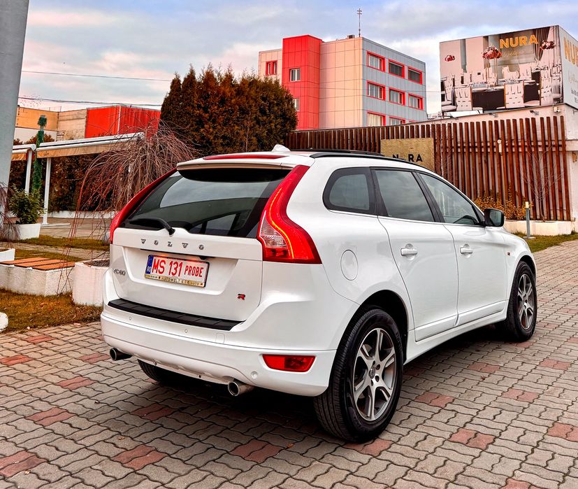 Volvo Xc60 R AWD 4x4 2.4 205Cp Camera R Pano City Safety Portbagaj El