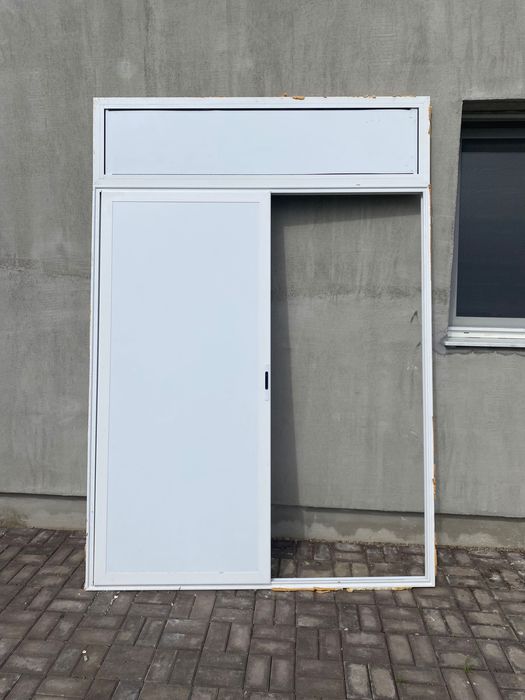 Ușa culisanta dublă