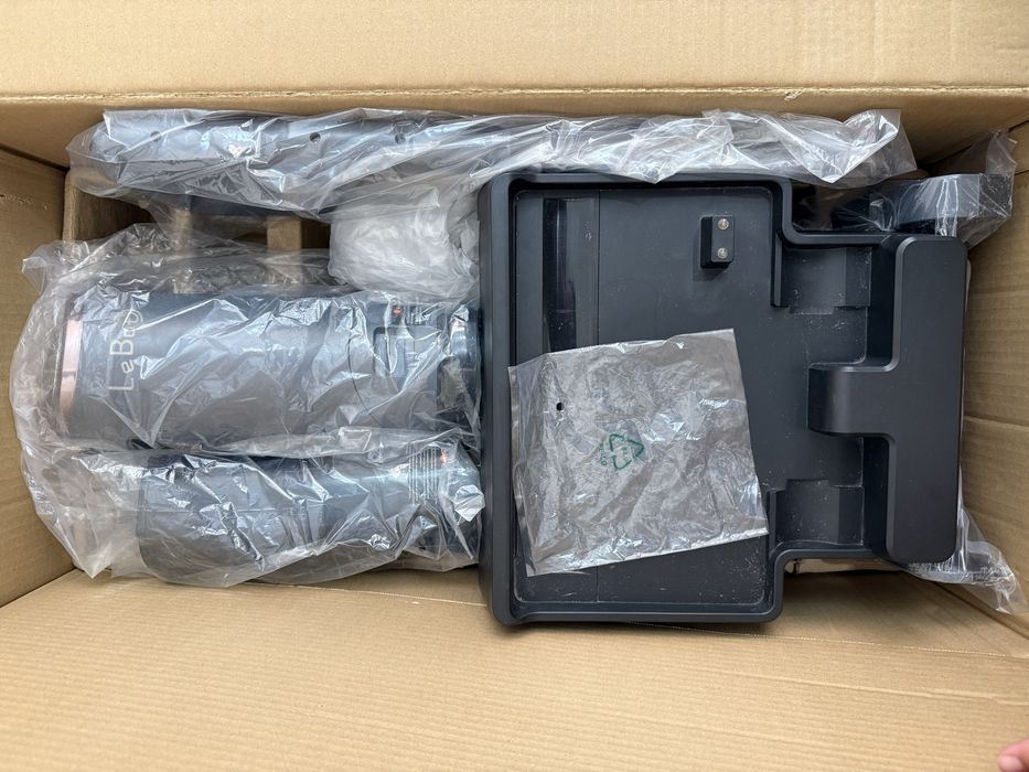 Вертикальный пылесос