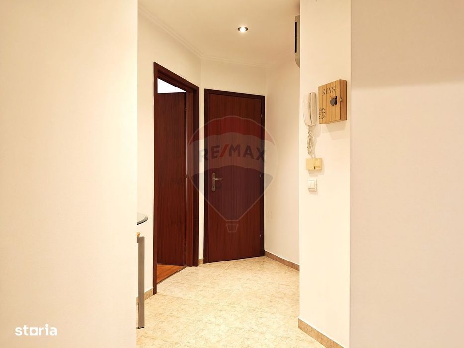 Apartament cu garaj propriu de închiriat în cartierul Primăverii
