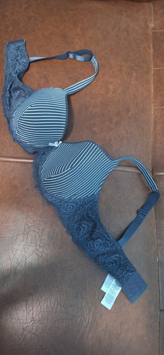 Sutien nou/nepurtat/2 modele/10 lei bucata/marimi 42/44/46/48