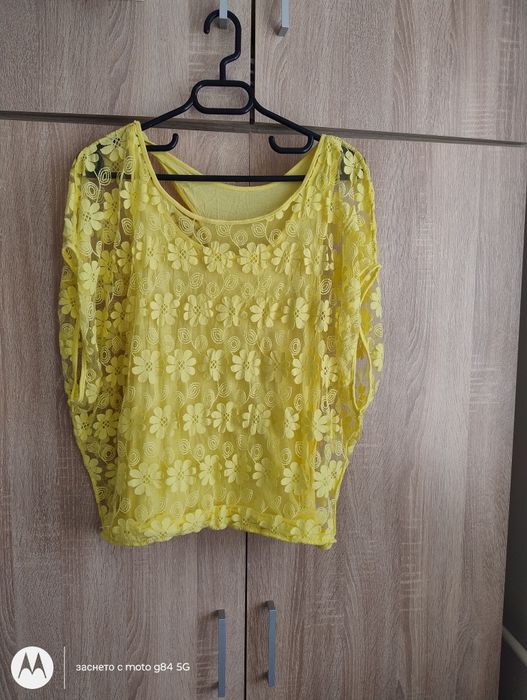 Дамски блузи Л размер