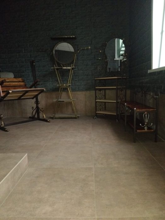 Продам эксклюзивную кресло -качалку