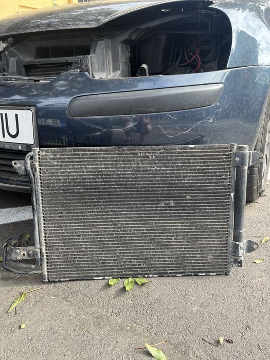 Radiator APA si AC volkswagen Golf 5, 2006