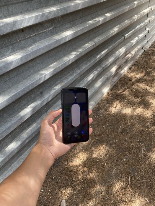 Продам срочно iPhone 11 Pro Max 64GB