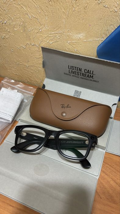 Ray Ban Meta Wayfarer