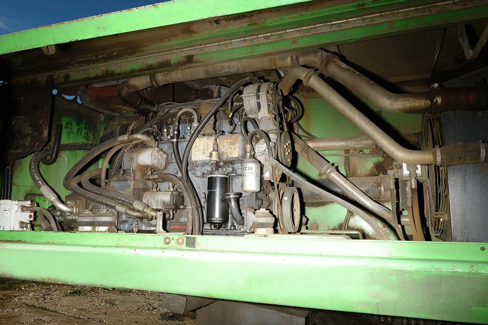 Багер Sennebogen 825