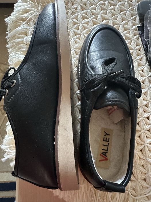 Утепленные туфли женские 40 размер очень легкие эко кожа