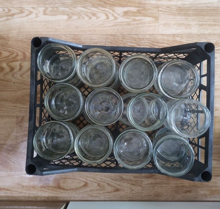 Продаётся банка!