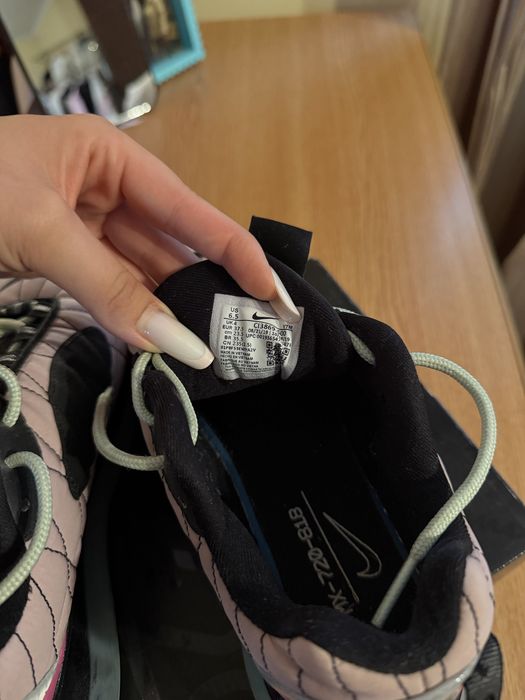 Adidași de damă Nike