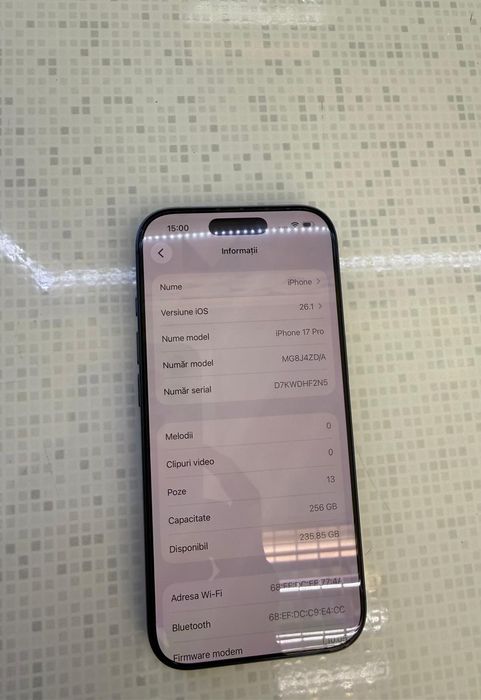 Vand iPhone 17 pro 256 gb