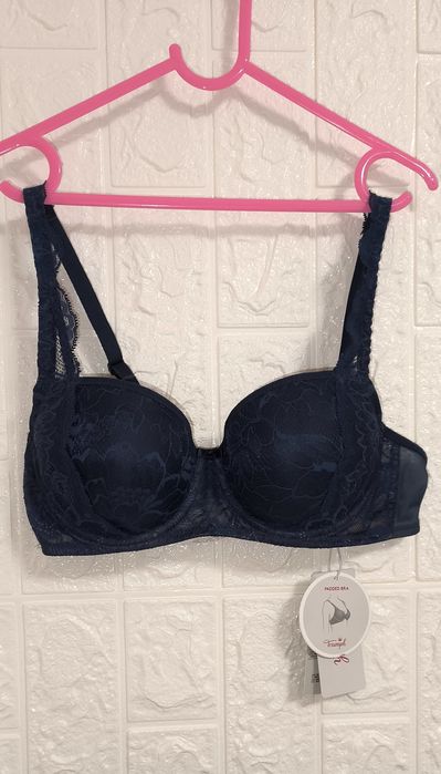 Чисто нов сутиен на Triumph