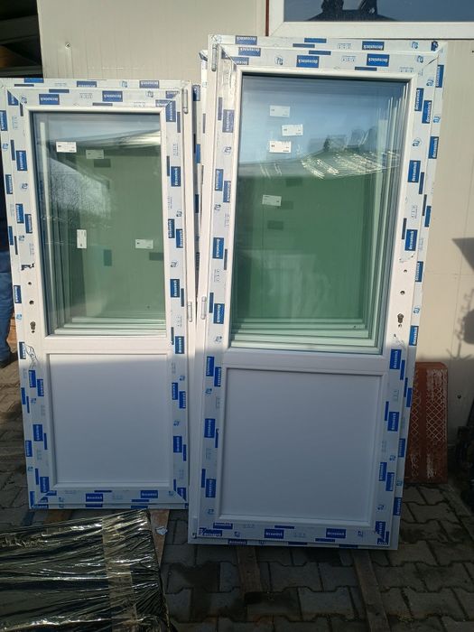 Usi si ferestre Pvc termopan din stoc.