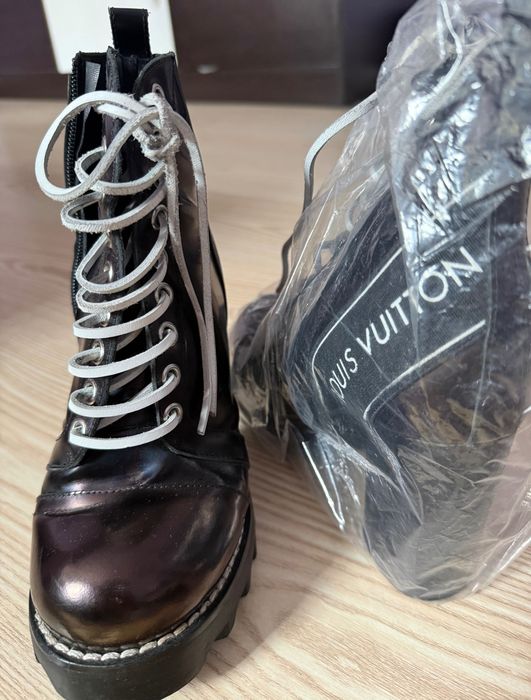 боти на ток Louis Vuitton