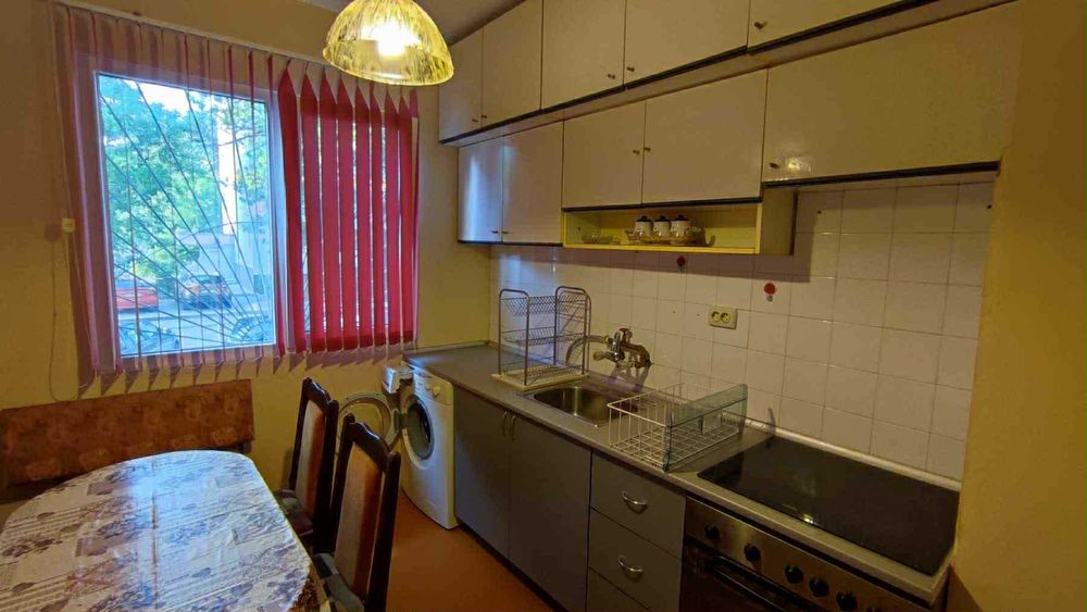 Дава се под наем Тристаен апартамент в Пловдив, Въстанически - 79 кв.м за 368.73 € - Снимка #7