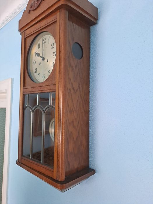 Ceas cu pendula de perete
