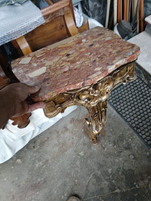 Consola din lemn cu marmura