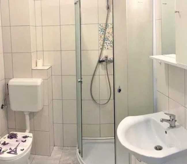 Дава се под наем Едностаен апартамент в Пловдив, Гагарин - 39 кв.м за 188.7 € - Снимка #2