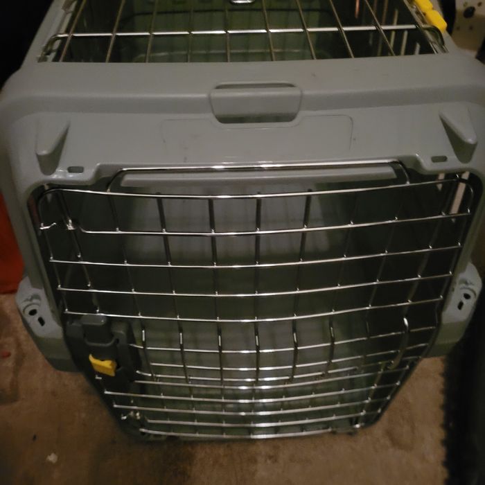 Клетка за пренасяне на куче коте .55см вис.50 см широка