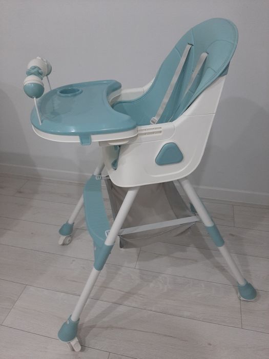 Детский стульчик для кормления