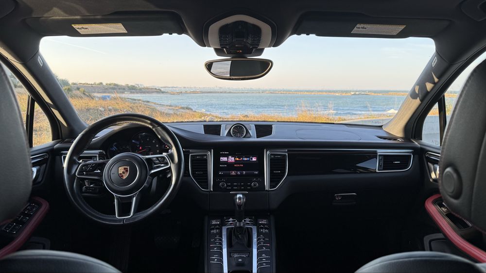 2017 Porsche Macan 2.0T R4 252 CP