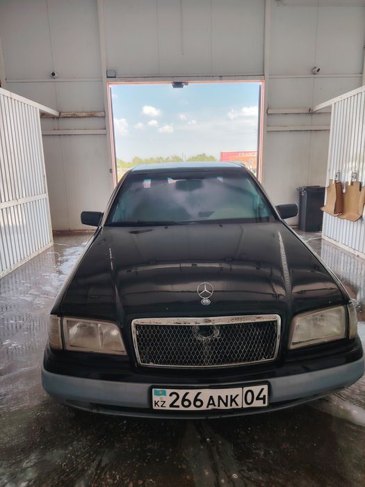 Продам Мерседес с 180 w202