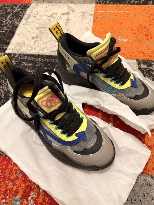 Off-White Обувки