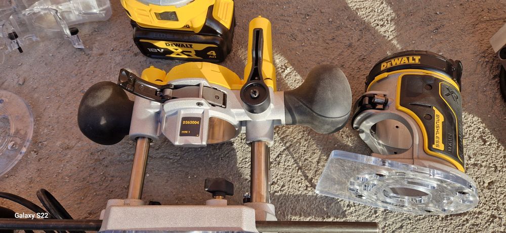 Dewalt freza pe acumularor ,curent