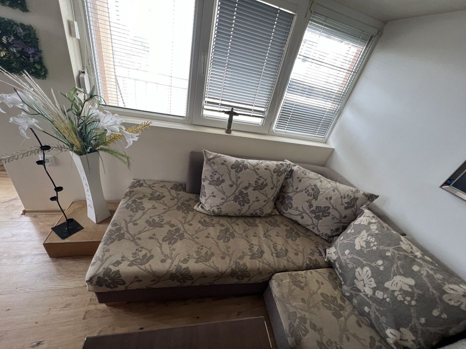 Ъглов диван цена 90 евро