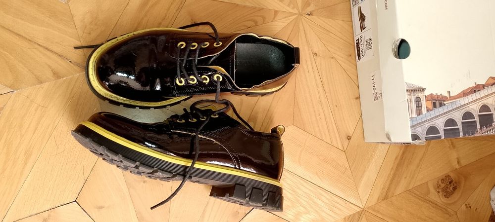 Полуботинки/туфли кожаные.