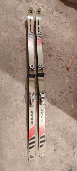 Schiuri SPALDING cu legături