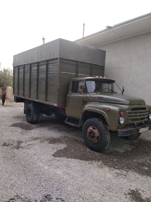 Зил сотилади 1989 йил ишлаб турган холати зур