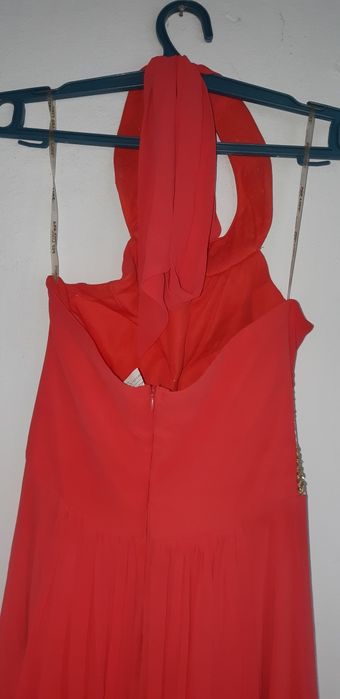 Шикарное вечернее платье