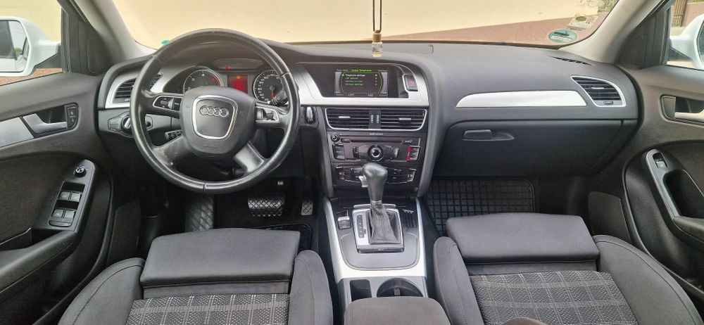 Audi a4 S-line 2.0 Diesel automat an 2011 euro 5 inmatriculat ro unic proprietar