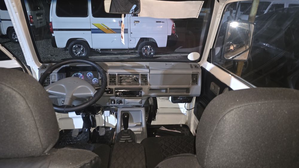 Damaz super sotiladi