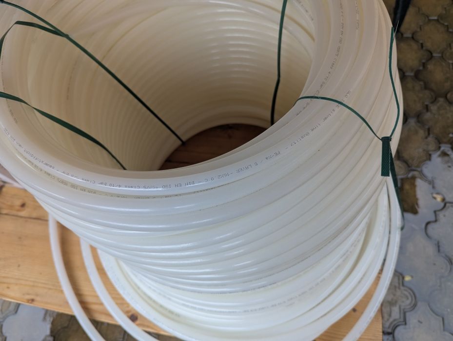 Țeavă pentru încălzire în pardoseala