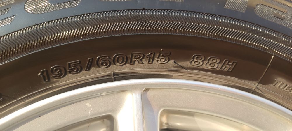 Диски с резиной красивые R15