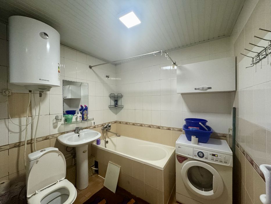 2х комнатная квартира, на 2 этаже. Вокзал