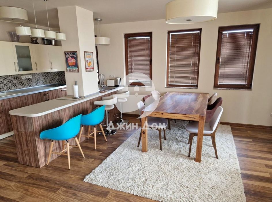 Продава се Четиристаен апартамент в Свети Влас - 160 кв.м за 1863 €/кв.м - Снимка #2