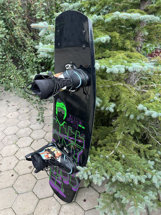 Продается вейкборд Ronix 138 (Канада)