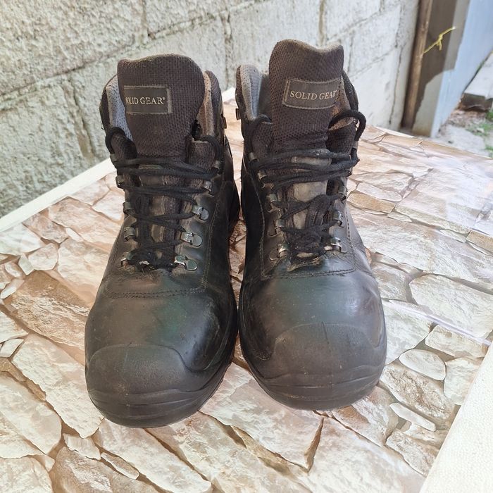 Bocanci de lucru cu bombeu Solld Gear talpa vibram nr 43