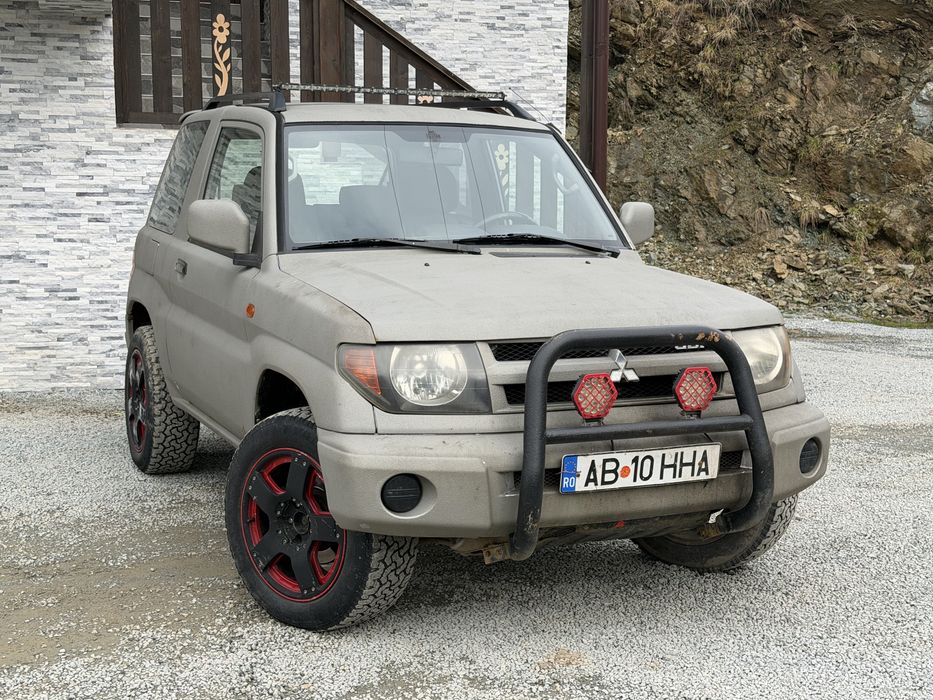 Mitsubisi Pajero Pinin 4x4