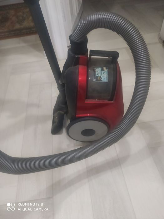 Продам пылесос Samsung SC6573