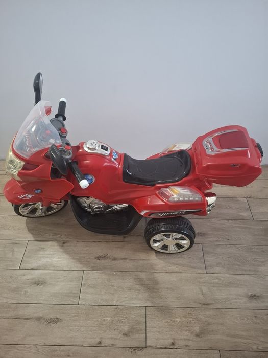 Motoreta electrica pentru copii