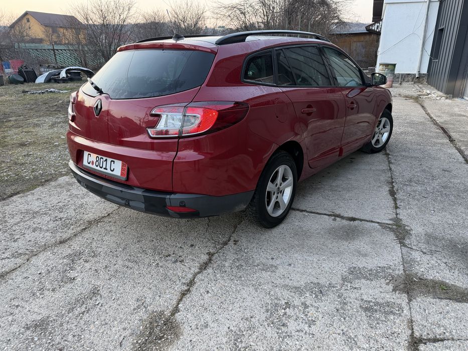 RENAULT Megane 2013 — imagine 3