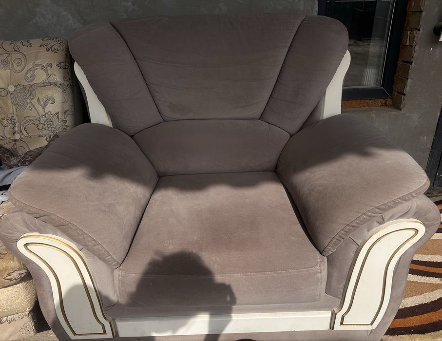 Продам диван тройка