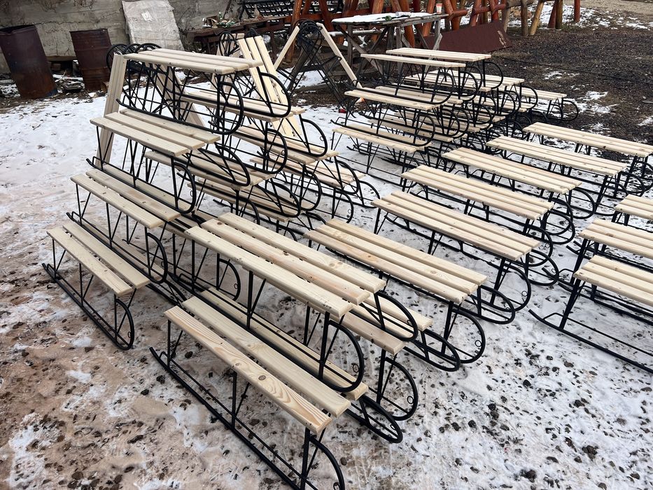 Sanie din fier cu lemn pentru copii