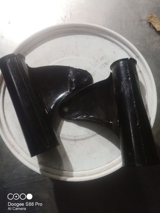 Фародържачи и гривна със стъкло за AWO