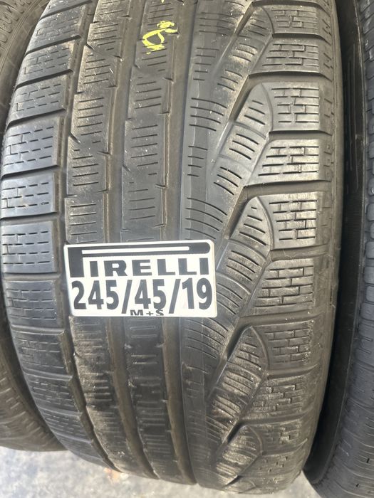 245/45/19 Pirelli M+S